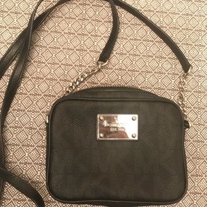 Small Michael Kors Black crossbody